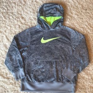 Nike pullover hoodie